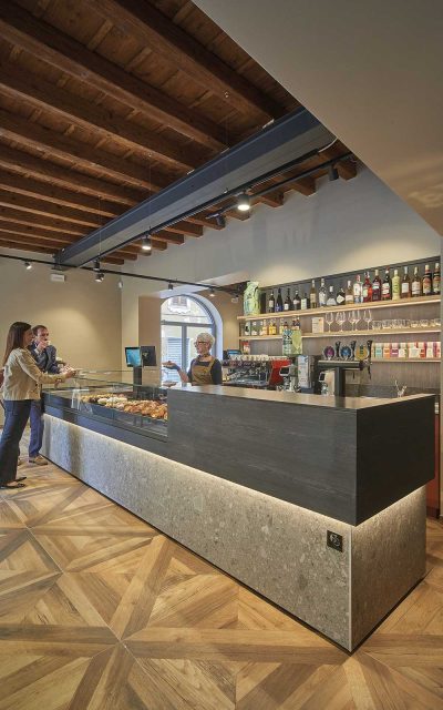 nichi-riccardo-nichi-mauro-panificio-brignano-banco-colazioni-aperitivi